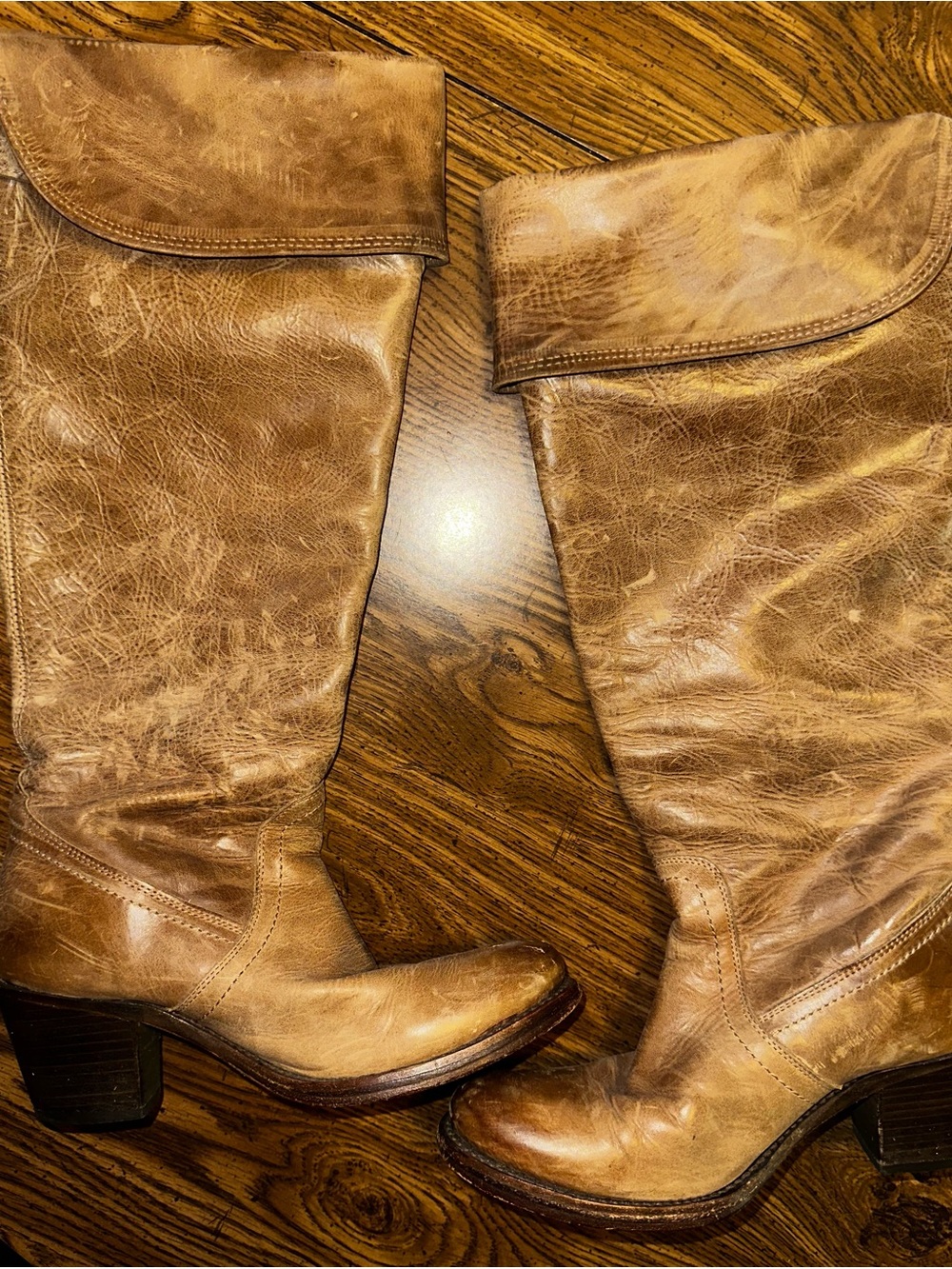 🤎 Frye Distressed Leather Knee High Boots | Tan | Size 6B | Vintage Western